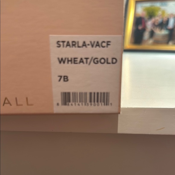 Wheat and Gold Shoes - Picture 1 of 3